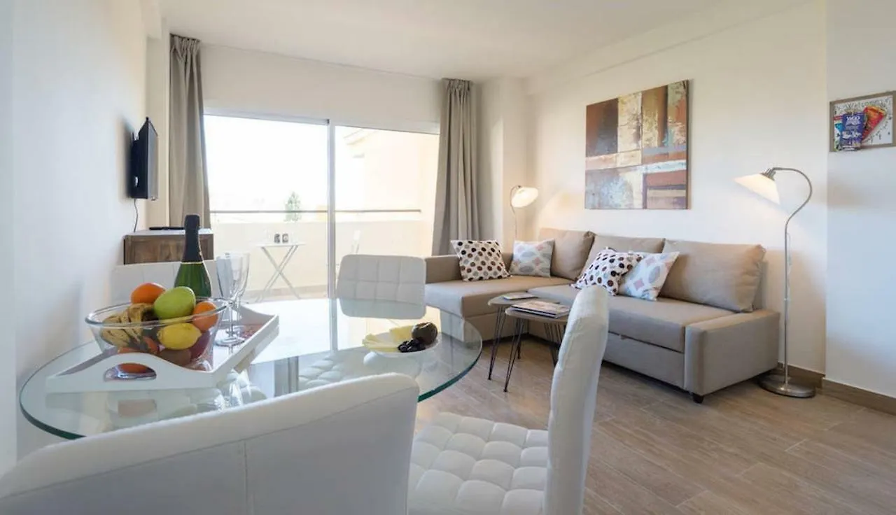 Apartment Club Playa Flores contacts